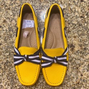 ❤️Size 8 Wide, Lauren Ralph Lauren mustard yellow loafers with bow, new.
